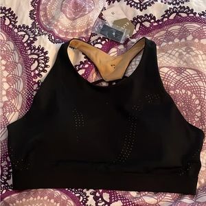 Buff bunny laser cut bra XXL